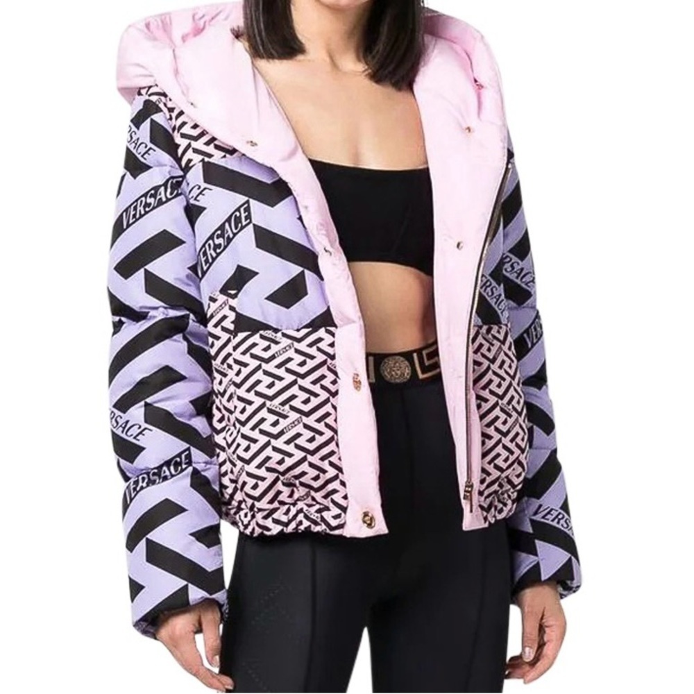 VERSACE Le Greca Logo Print Hooded Puffer Jacket Size 42 Women